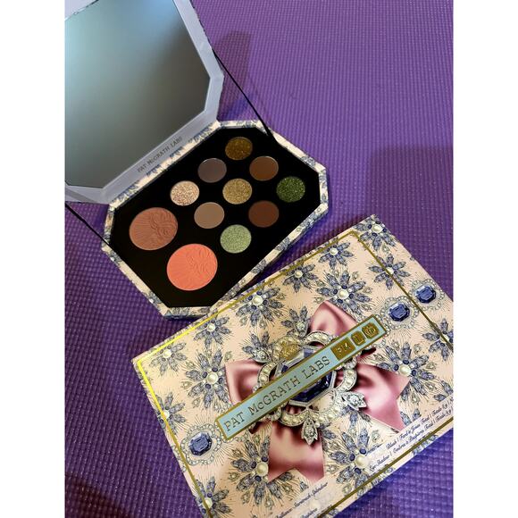 PAT MCGRATH LABS Mthrshp Bijoux Brilliance Starstruck Splendor Eyeshadow Palette - Picture 4 of 7